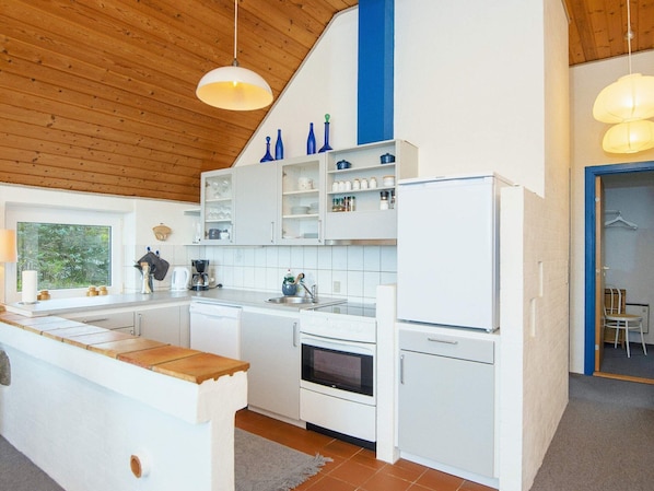 House | Private kitchen - 4 Star Holiday Home in Vemb (Vemb)