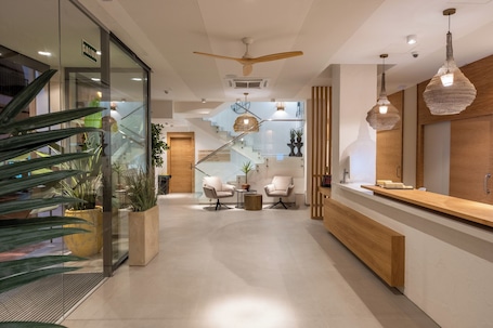 Recepción. Hotel Cetina Cabo de Palos Puerto