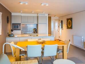 Apartment | Eigene Küche | Hochstuhl
