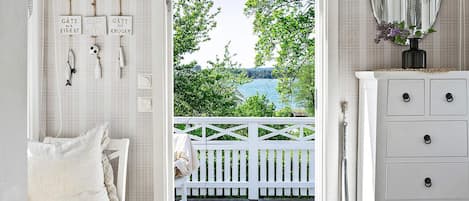 Hus | Udsigt over vandet