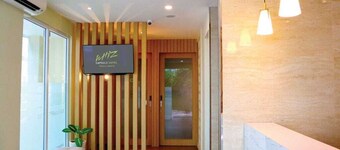 Whiz Capsule Thamrin Jakarta