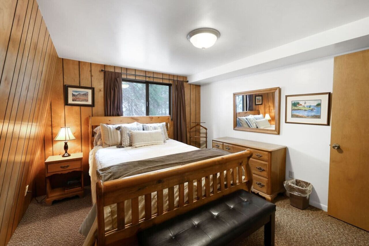5 Schlafzimmer, Bügeleisen/Bügelbrett, kostenloses WLAN, Bettwäsche