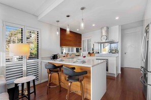Fridge, microwave, oven, stovetop - Harbour Haven Townhouse (Balmain)