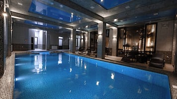 Piscina interna