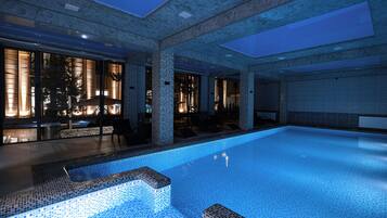 Piscine couverte