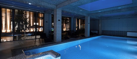 Piscine couverte
