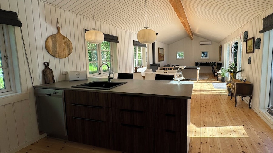 Big Renovated Cottage With Soul and Love