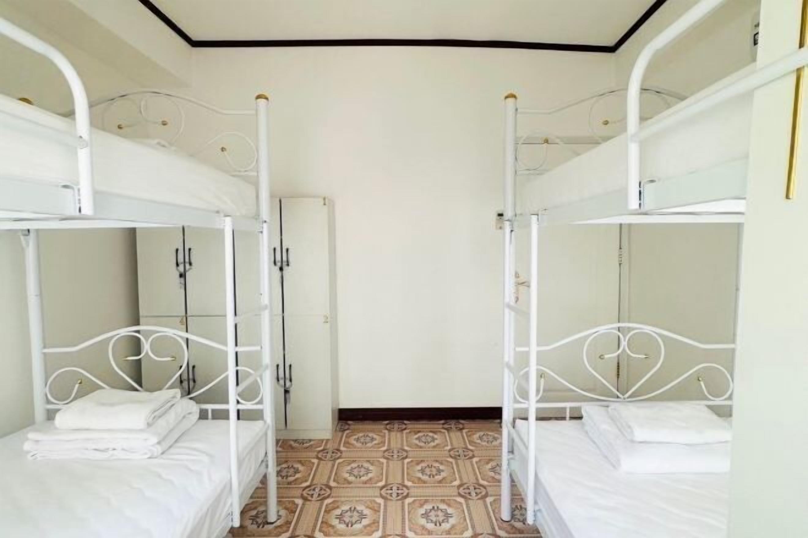 Wi-Fi de cortesia, roupa de cama