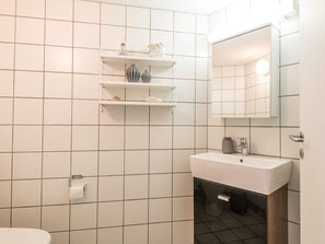 House | Bathroom - 4 Person Holiday Home in Fano (Fano)