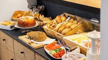 Desayuno bufé gratuito y diario