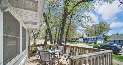 Check out our new short term rental located near Lake Michigan! Cozy 3 Bedroom/ 1 Bath Home