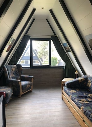 House | 3 bedrooms, individually furnished - Roof-only House Modern Retreat (Butjadingen)
