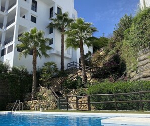 Innenpool, Außenpool