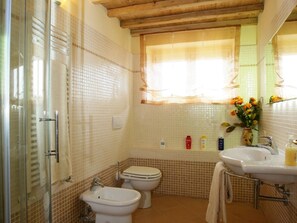 Ferienhaus | Badezimmer