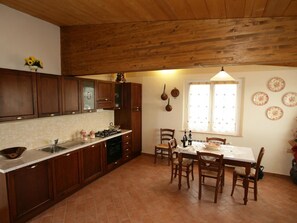 Dining - Belvilla by OYO San Giuseppe (Piancastagnaio)