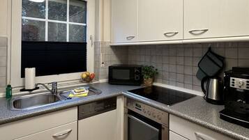 Rumah | Dapur pribadi | Oven, ketel listrik, dan pemanggang roti