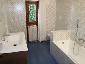 Ferienhaus | Badezimmer