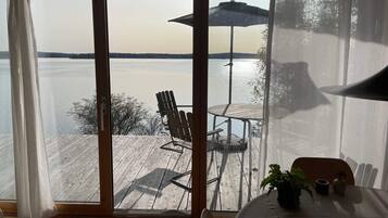House | Outdoor dining