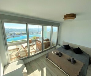 3 Schlafzimmer, Schreibtisch, Bügeleisen/Bügelbrett, WLAN