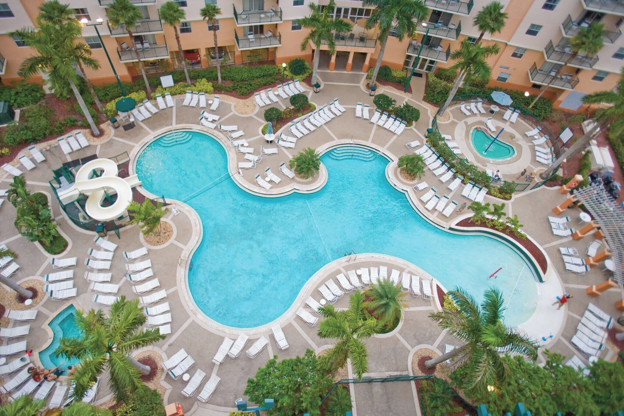 Wyndham Palm-Aire | 4BR Suite Pool & Resort Access