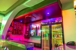 Bar (en la propiedad)