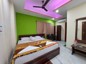 Deluxe Double room with Balcony - ICONIC Hotel Digha (Kanthi)