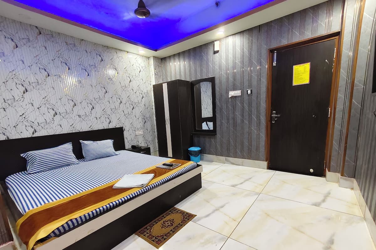 First floor non AC room with balcony | Soundproofing