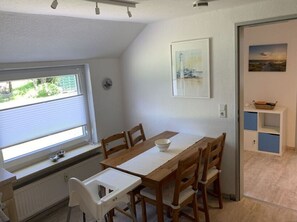 Dining - Shell Modern Retreat (Dornum)