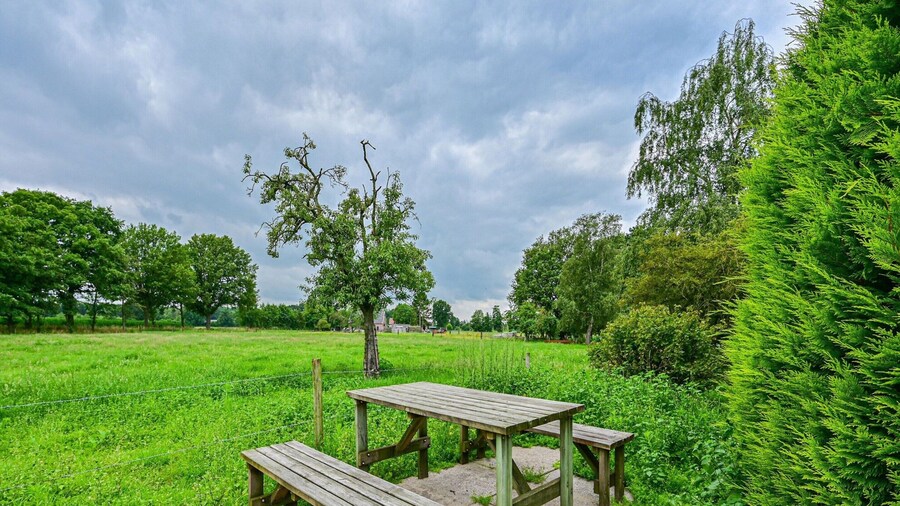 Cozy Countryside Getaway