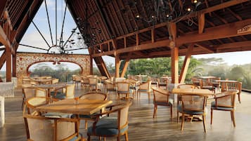 Sarapan siap masak setiap hari (IDR 250000 per orang)