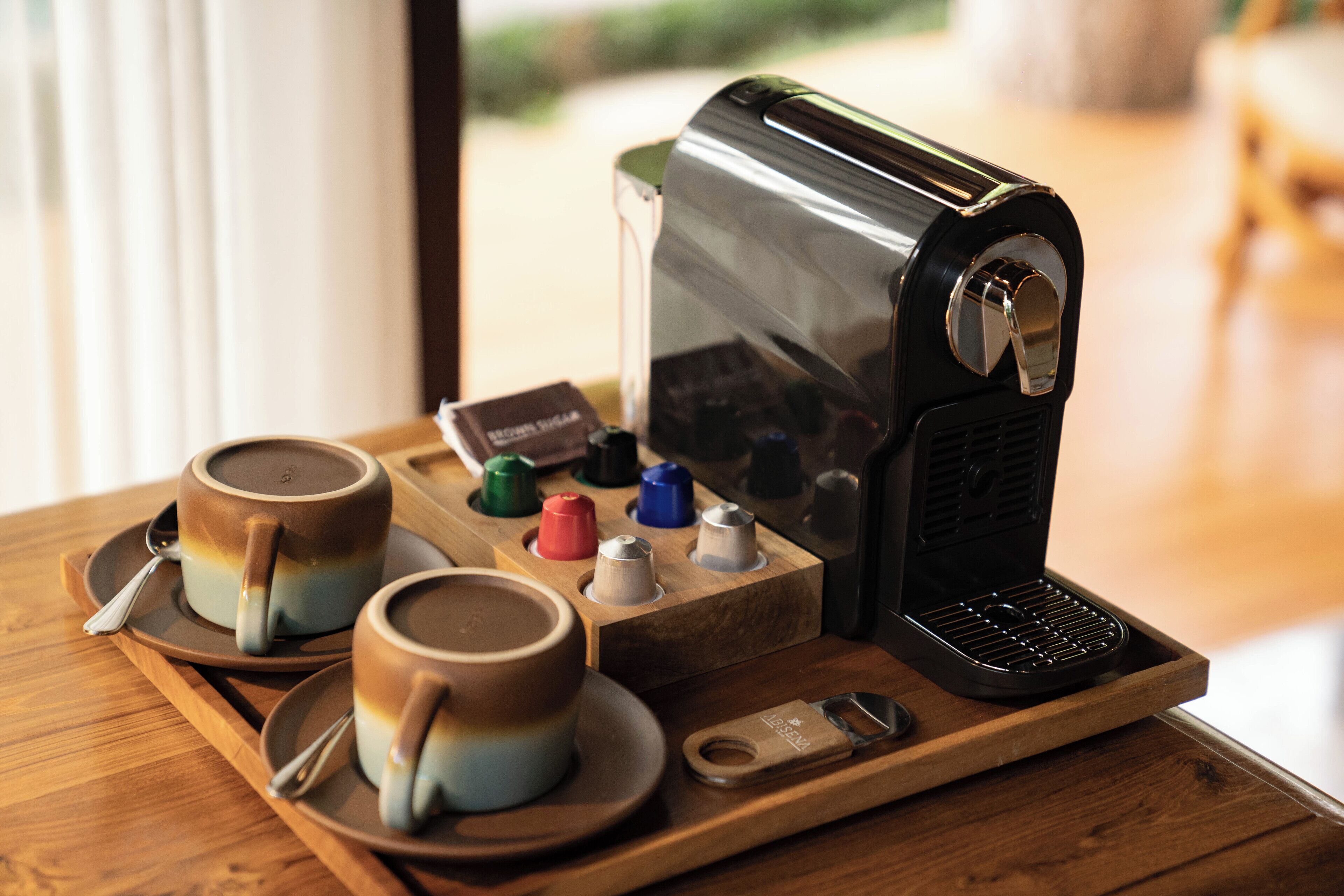 Kopi dan/atau pembancuh kopi