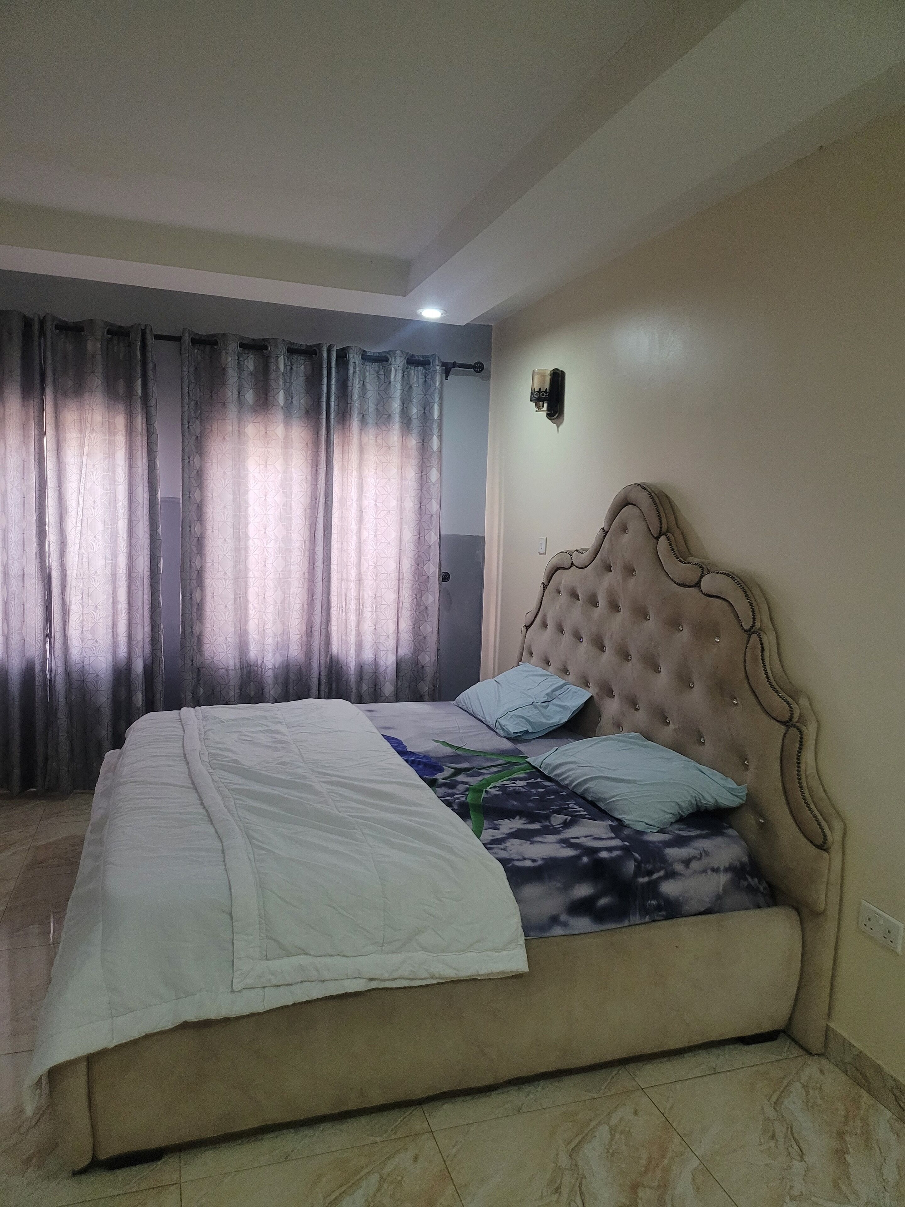 Deluxe Double Room, Courtyard View | Desk, free WiFi