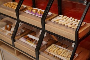 Tägliches inbegriffenes Frühstücksbuffet