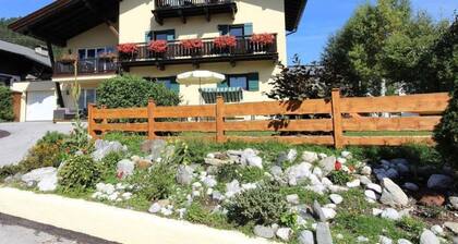 Tranquil Apartment in the Centre of Seefeld