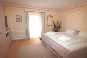 Bathroom - Tranquil Apartment in the Centre of Seefeld (Seefeld in Tirol)