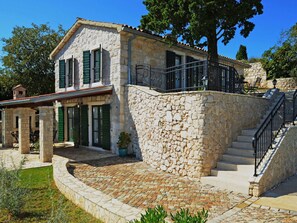 Exterior - Cosy Apartment in Labin (Labin)