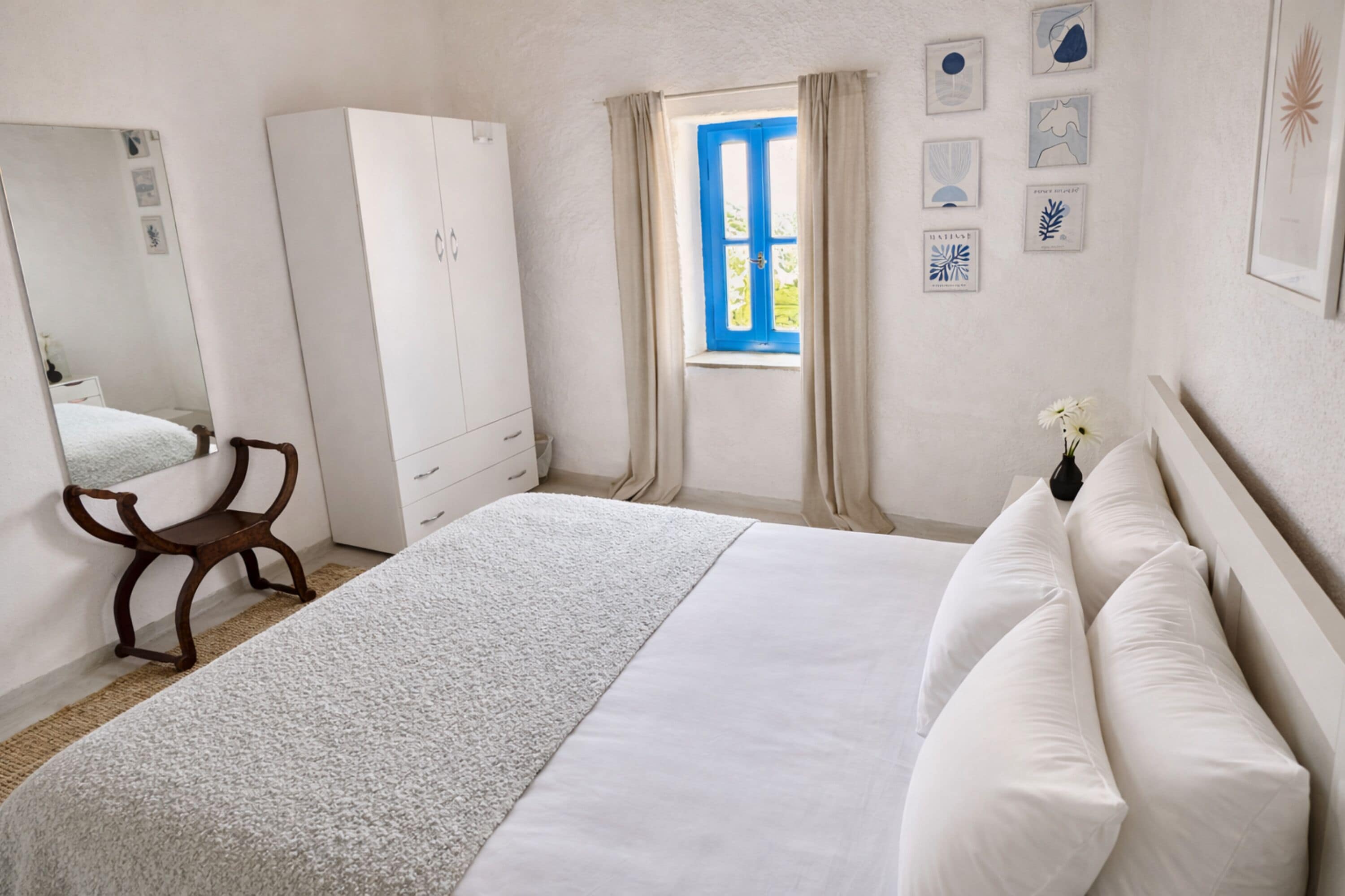 2 bedrooms, individually furnished, iron/ironing board, free WiFi