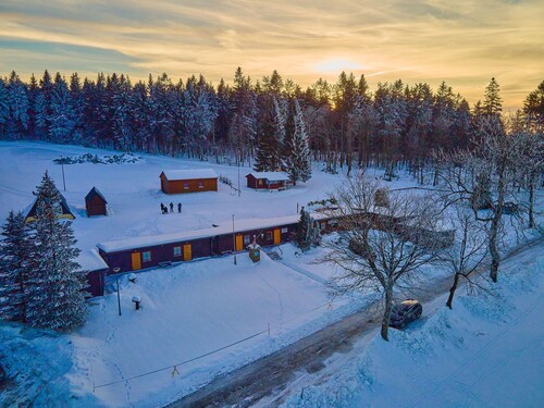 "sporthütten Nassau" Ihr Zentrales Domizil an der Blockline