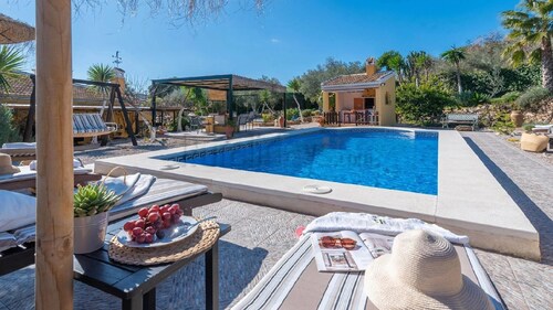 Belvilla by OYO Villa Tere 2