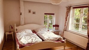 Apartment | 5 bedrooms - Holiday Home Eider Cottage (Stapel)