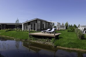 House | Property grounds - Cozy Zeeland Getaway Spot (Wemeldinge)