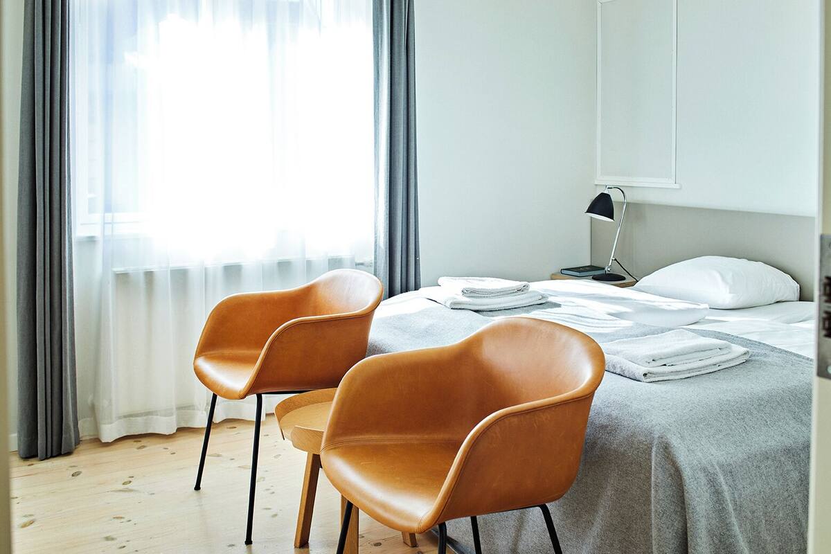 Dobbeltrom – deluxe | Skrivebord, strykejern/-brett og wi-fi (inkludert)
