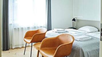 Chambre Double Deluxe | Bureau, fer et planche Ă repasser, Wi-Fi gratuit