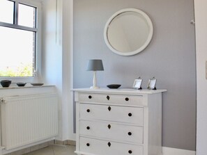 Interior - Family and dog Hafenblick (Wittmund)