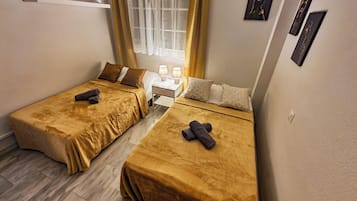 5 slaapkamers, een kluis op de kamer, een bureau