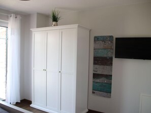 Apartment | 4 bedrooms, iron/ironing board - Sea Moments North Sea (Butjadingen)