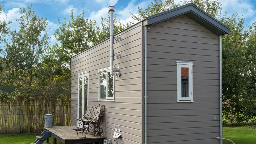 Holiday Home in Burgerbrug Near the Beach