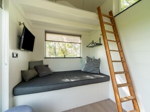 House | Living area - Holiday Home in Burgerbrug Near the Beach (Burgerbrug)