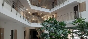 Moderne Panoramawohnung im Stadtzentrum mit Garage