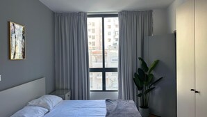 Unclassified image, 4 of 13, button - Clemenceau Suites (Beirut)
